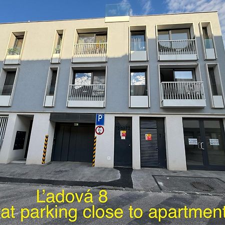 New Apartment 6 - Self Check In, Free Parking Μπρατισλάβα Εξωτερικό φωτογραφία